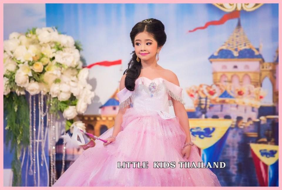 แฟชั่นโชว์การการกุศล Princess & Prince by Little kids Thailand
