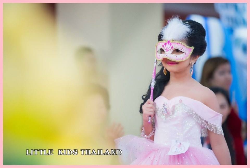 แฟชั่นโชว์การการกุศล Princess & Prince by Little kids Thailand