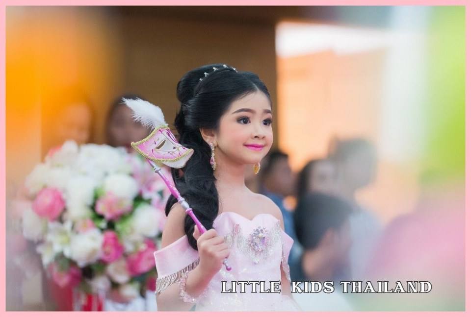 แฟชั่นโชว์การการกุศล Princess & Prince by Little kids Thailand