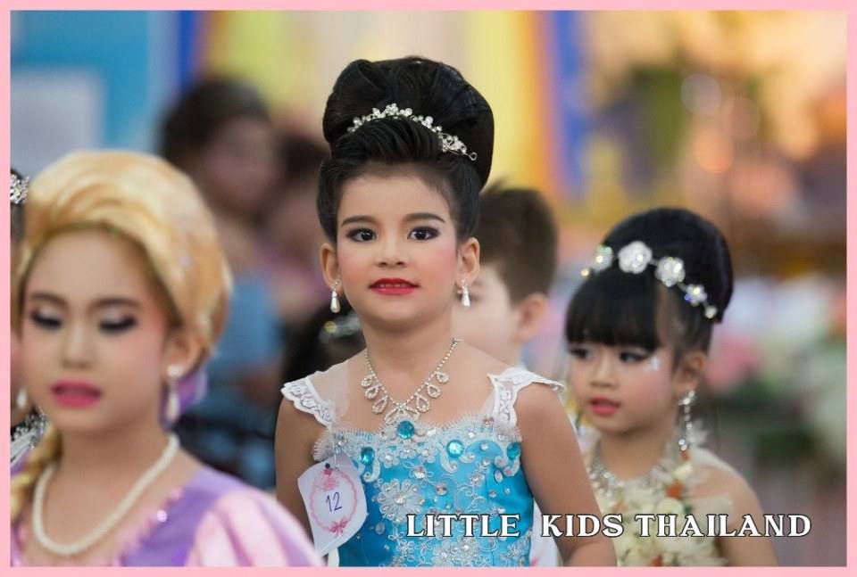 แฟชั่นโชว์การการกุศล Princess & Prince by Little kids Thailand