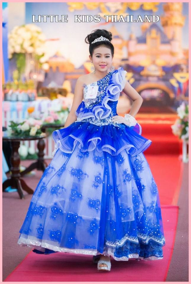 แฟชั่นโชว์การการกุศล Princess & Prince by Little kids Thailand