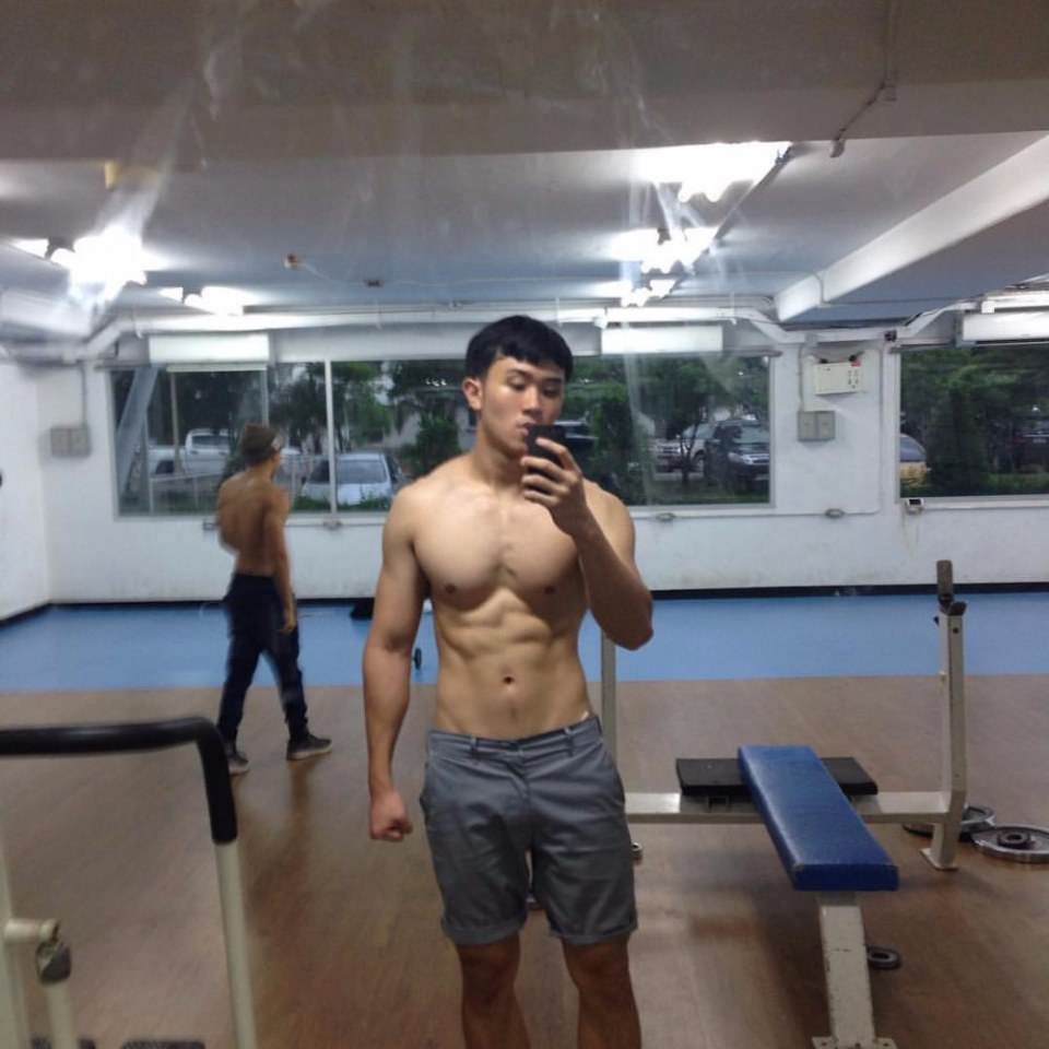 มื้อเที่ยง