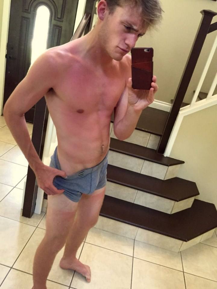 Hot guy in underwear 204