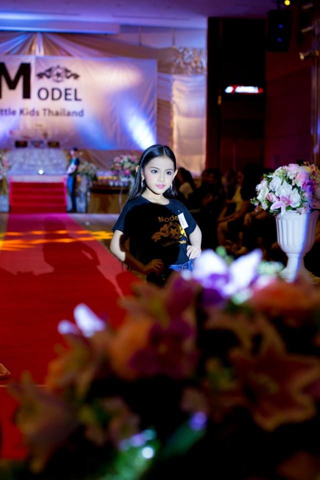 อบรมเดินแบบแฟชั่นโชว์ ดำเนินงานโดย Little Kids Thailand