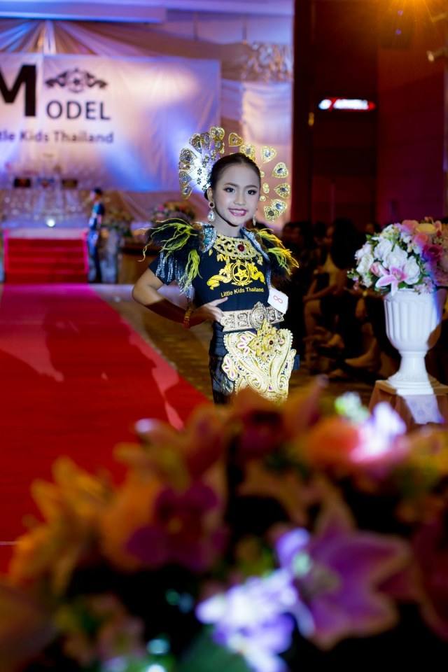 อบรมเดินแบบแฟชั่นโชว์ ดำเนินงานโดย Little Kids Thailand