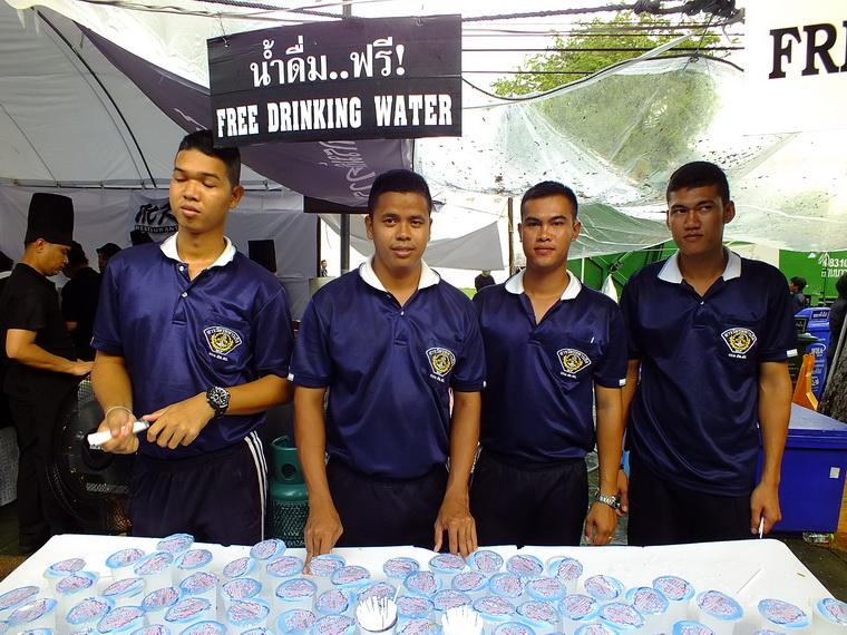 ไปเจอคนดีมา-98 05-11-59 มาทำดีเพื่อพ่อ #ทำดีเพื่อพ่อ