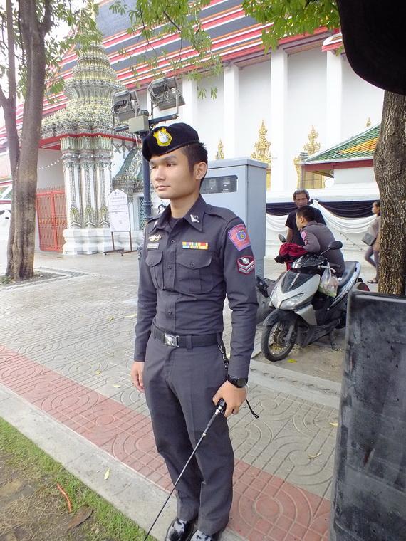 ไปเจอคนดีมา-100 07-11-59 มาทำดีเพื่อพ่อ #ทำดีเพื่อพ่อ