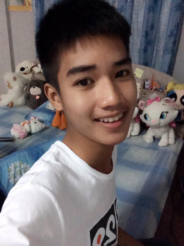 ชายหนุ่ม3