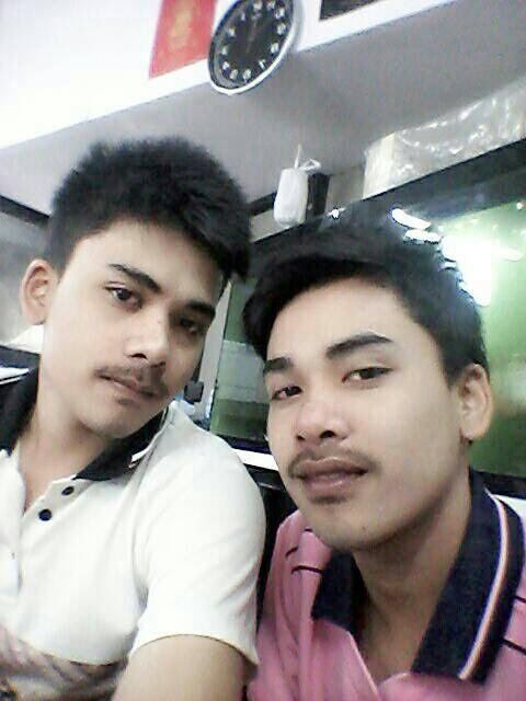 ชายหนุ่ม3