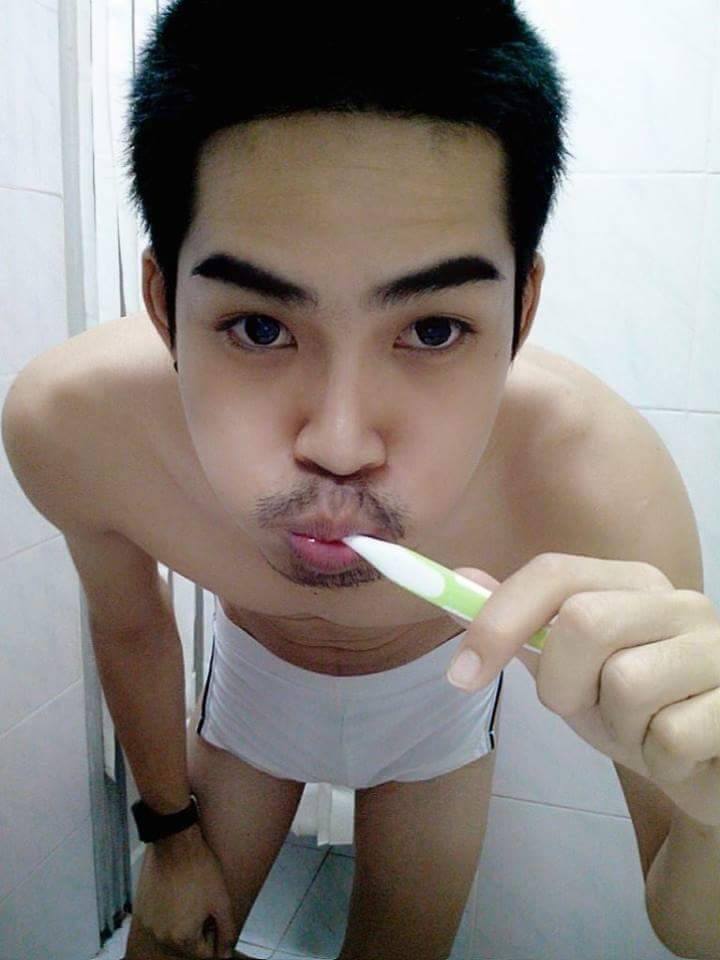 ชายหนุ่ม3