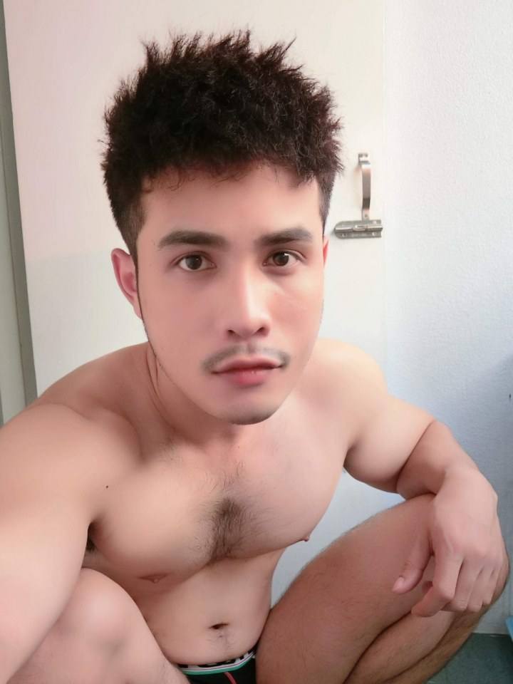 ชายหนุ่ม3