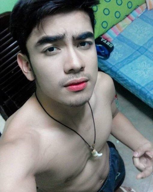 ชายหนุ่ม3