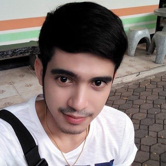 ชายหนุ่ม3