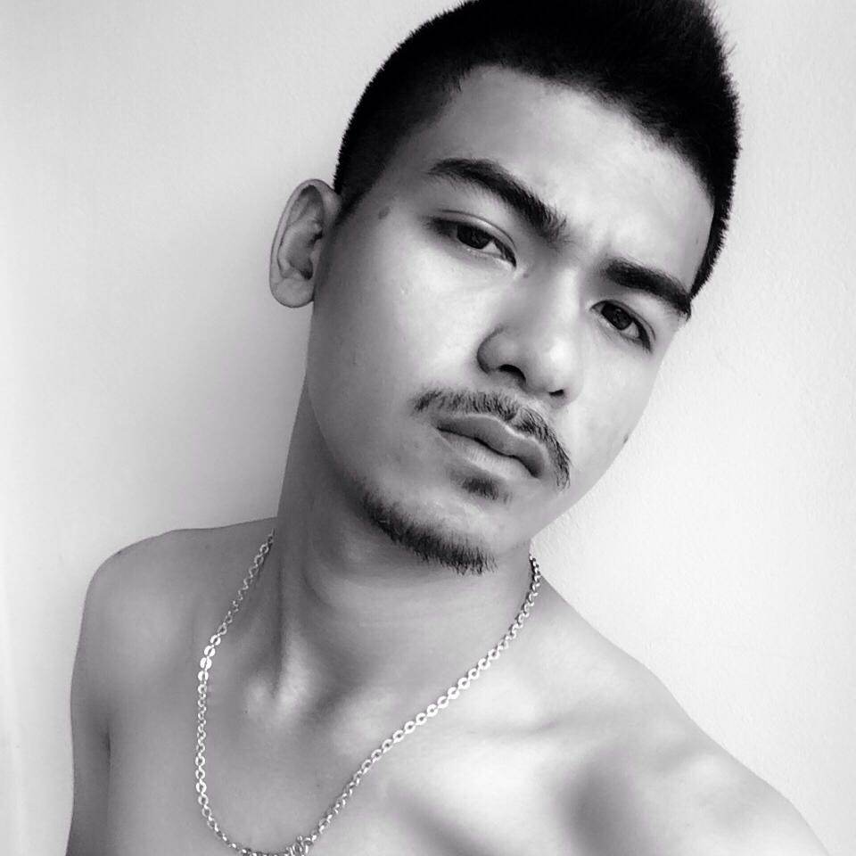 ชายหนุ่ม3