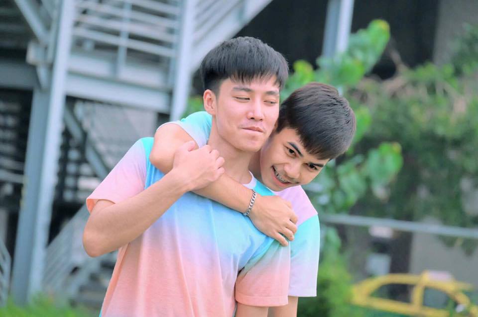 คู่เกย์น่ารัก + คลิปเหตุผลทำไมต้องกลายเป็นเกย์