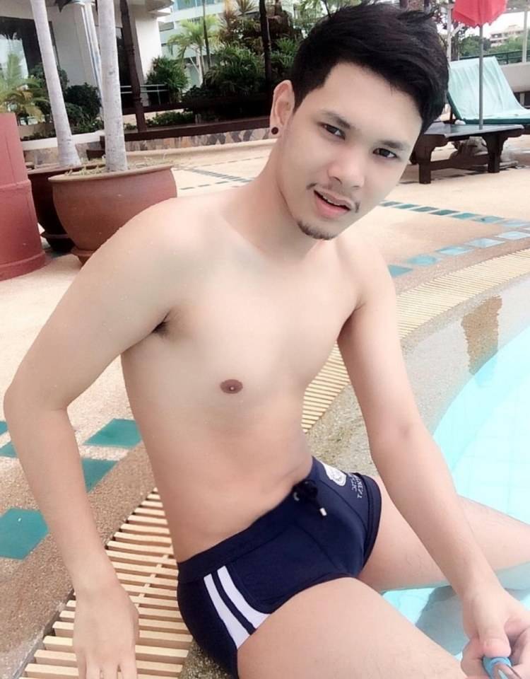 ชายหนุ่ม4