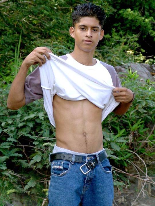 ชายหนุ่ม4