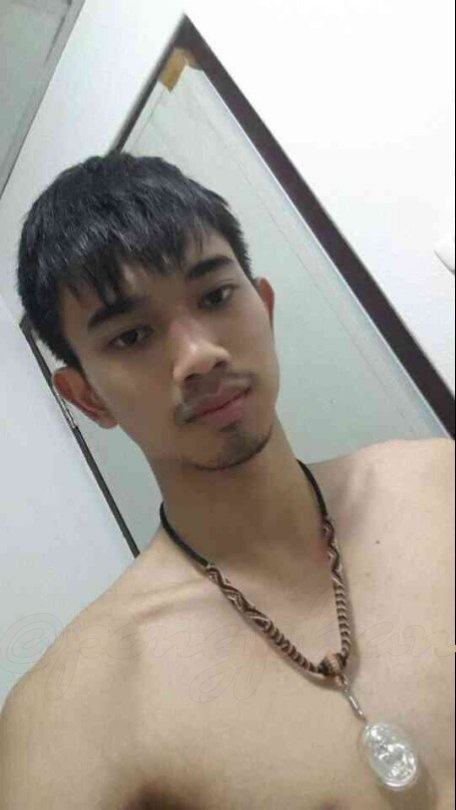 ชายหนุ่ม4