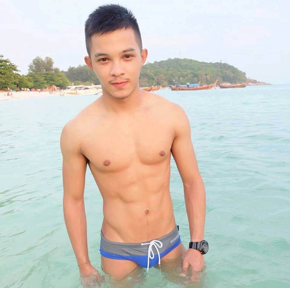 ชายหนุ่ม4