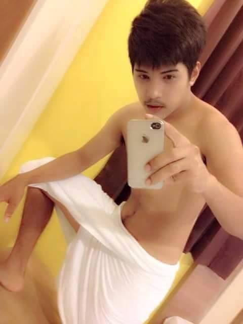 ชายหนุ่ม4