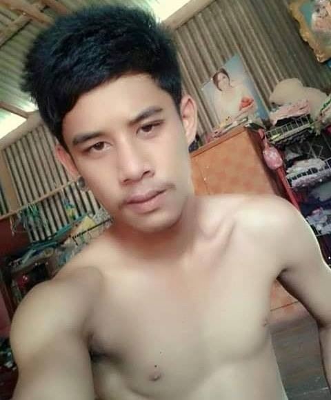 ชายหนุ่ม4