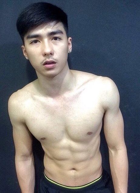 ชายหนุ่ม4