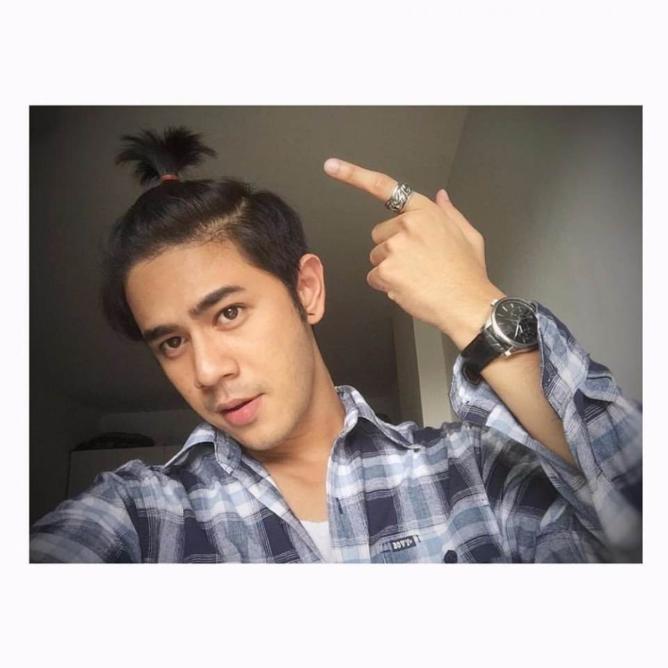 แอบฟิน
