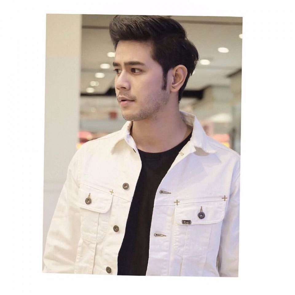 แอบฟิน