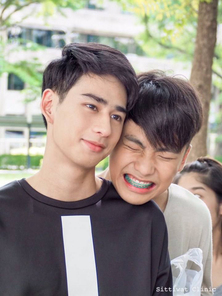เบื่อความน่ารัก!! ห่างๆ กันบ้างก็ได้ ""โอม & เต้ย"" คู่จิ้นฟินเว่อร์แห่งปี