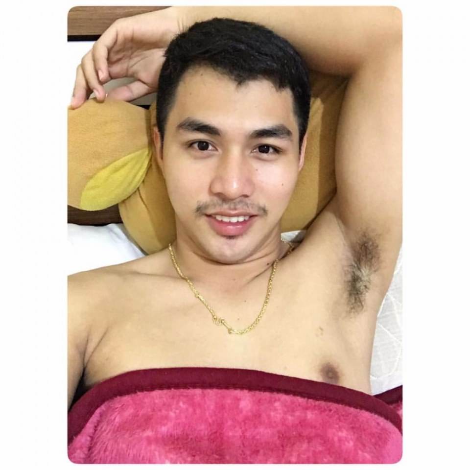 ครูขาหนูเหงา  ครูหล่อบอกต่อ