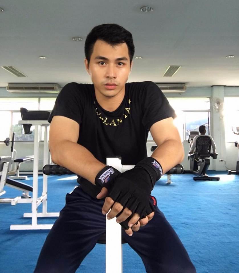 ครูขาหนูเหงา  ครูหล่อบอกต่อ