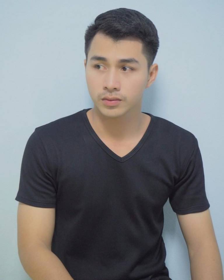 ครูขาหนูเหงา  ครูหล่อบอกต่อ