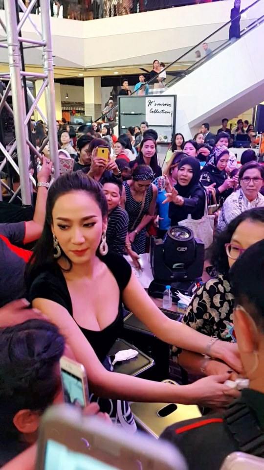 อั้ม พัชรภามาหาดใหญ่ คือดีงามคืออยากบอกว่าสวยมาก