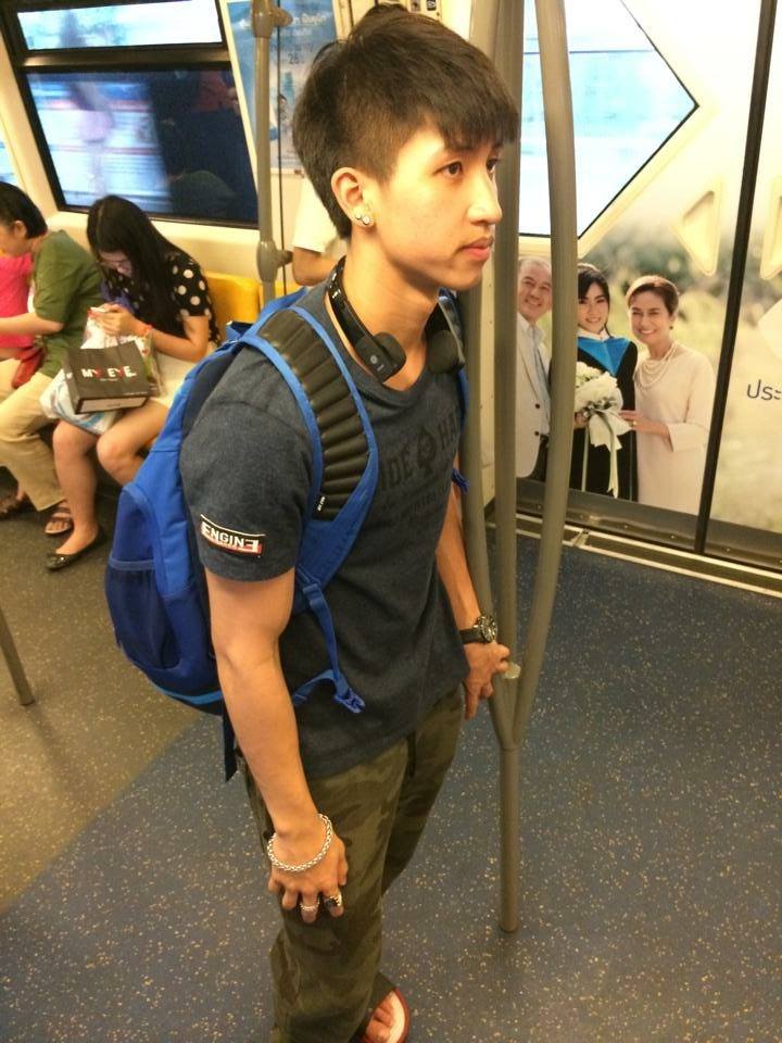 น้องคนนี้คือใครอ่ะ 1,256