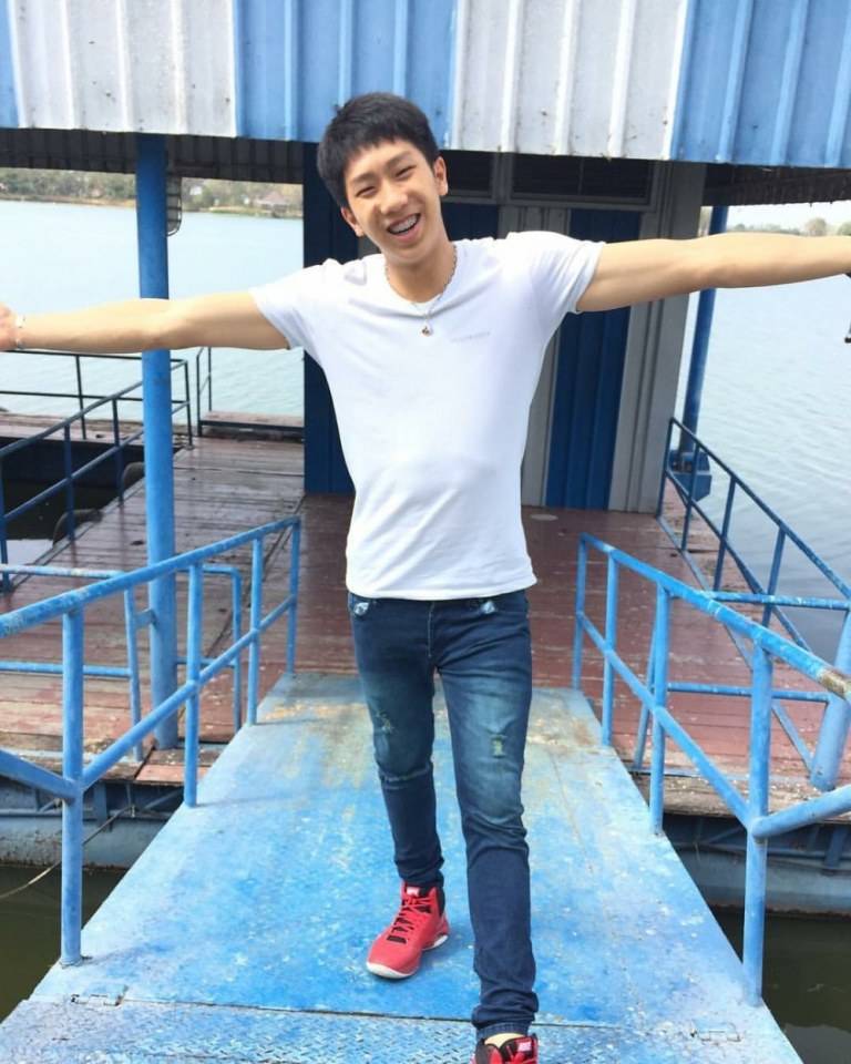 น้องโดนัท เด้อะ 1,262