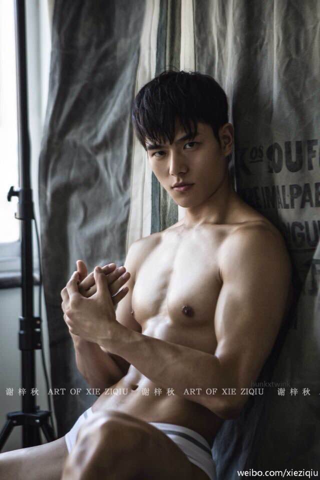 หนุ่มเอเชีย หน้าดี เป้าเลิศ 1