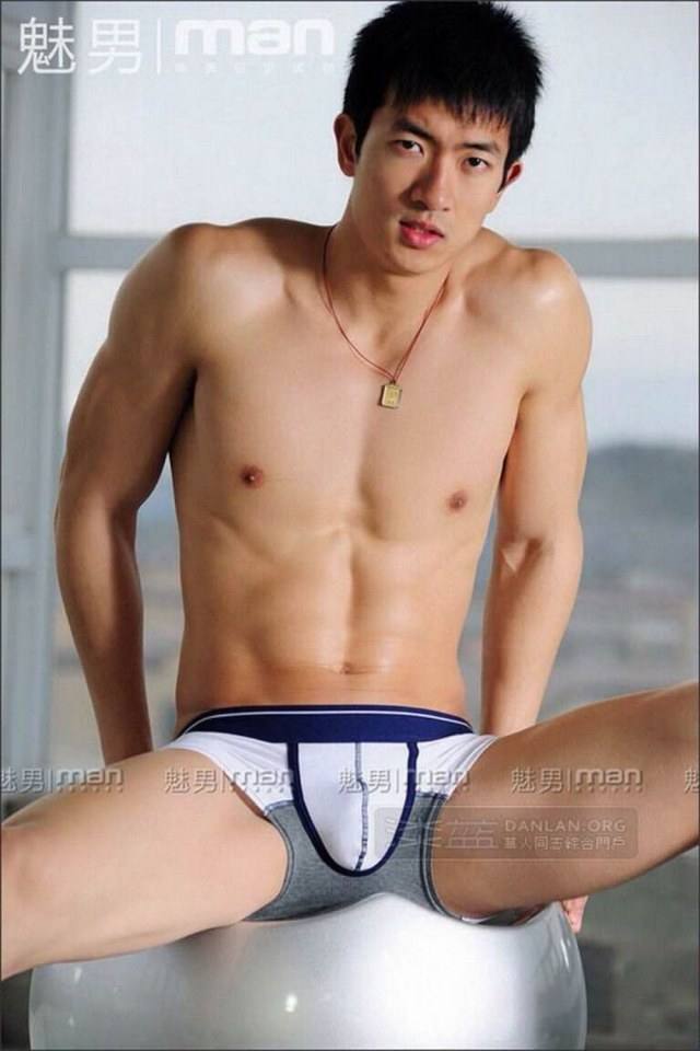 หนุ่มเอเชีย หน้าดี เป้าเลิศ 4
