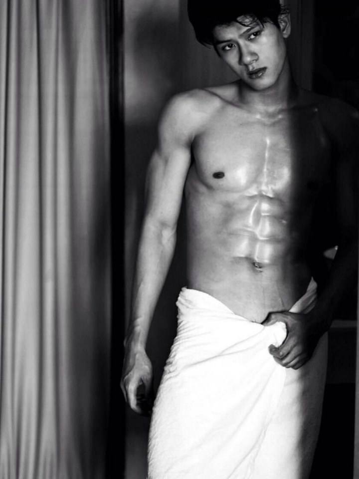 หนุ่มเอเชีย หน้าดี เป้าเลิศ 4