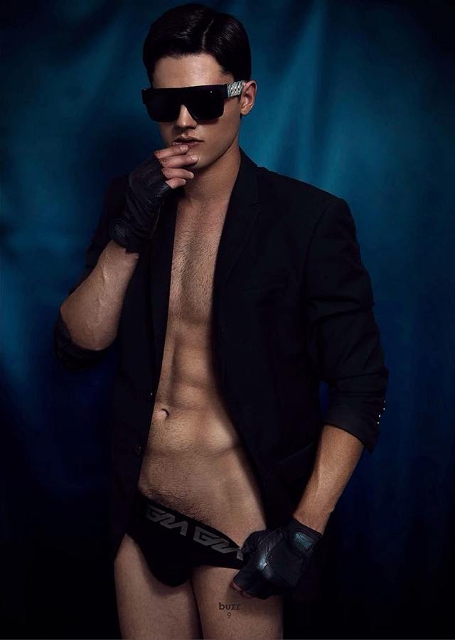 Dream Men 114 (+18)
