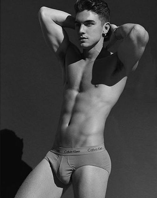 Dream Men 114 (+18)