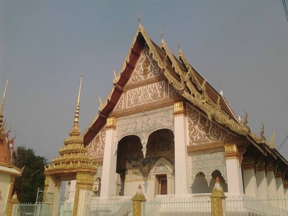 เมืองร้อยเอ็ดเพชรอีสาน