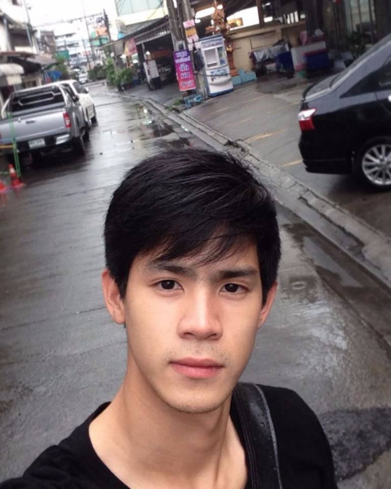 แอบรักตามไอจี