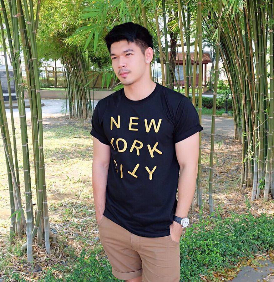 แอบรักตามไอจี