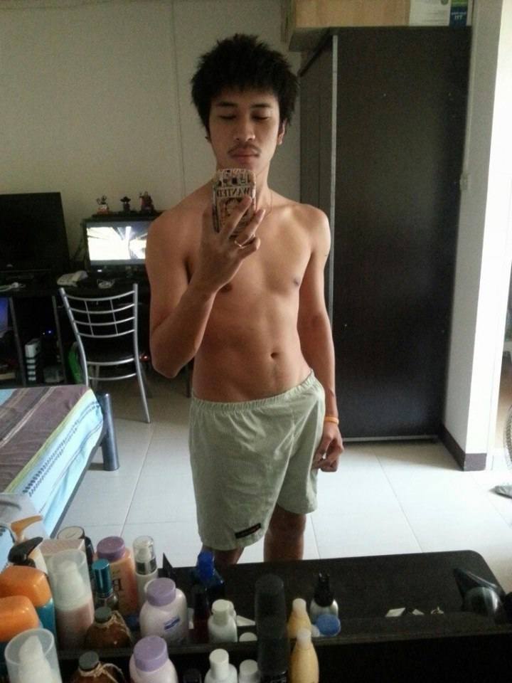 ชายหนุ่ม 8