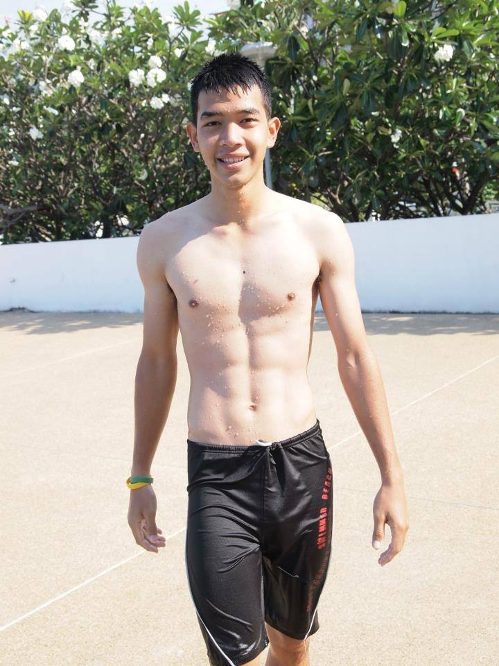 ชายหนุ่ม 8