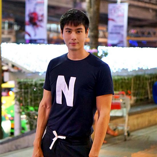 &ldquo;นัท ชนะกุล&rdquo; จากหนุ่มอ้วนร่างยักษ์ พิชิตตัวเองกลายเป็นหนุ่มหล่อล่ำ หุ่นสุดเฟิร์ม