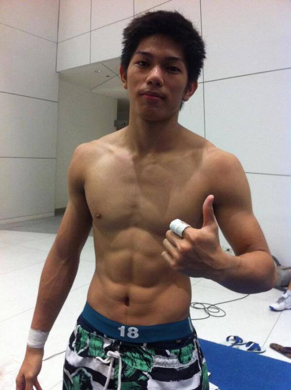 หนุ่มๆ ขยุ้มหัวใจ