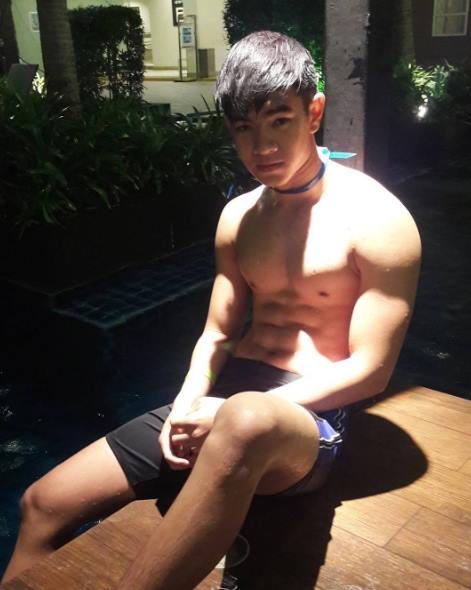 นม กล้าม น่าเลีย