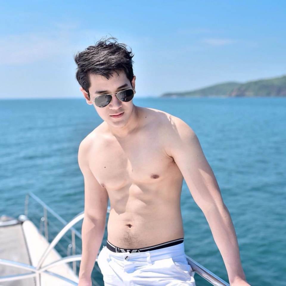 นม กล้าม น่าเลีย