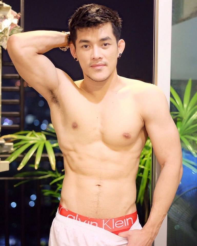 นม กล้าม น่าเลีย